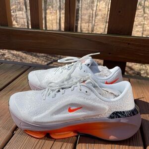 Nike Versair Premium Women’s Workout Shoes | Size 9.5